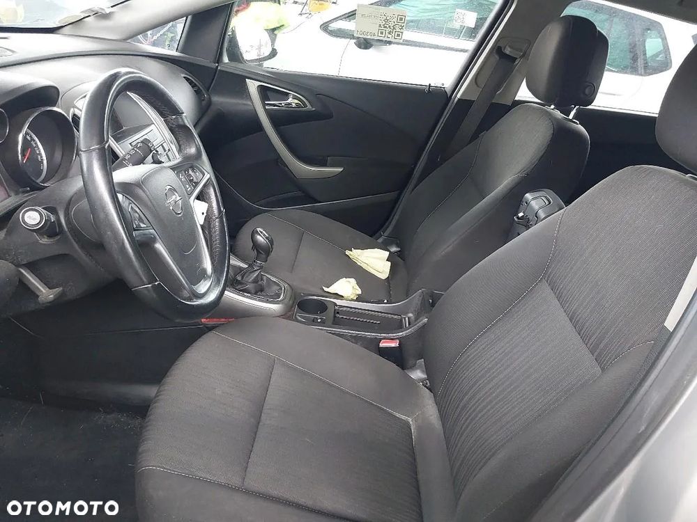 Opel Astra IV 1.7 CDTI Cosmo - 9