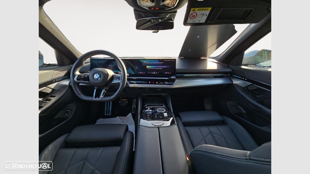 BMW 520 d Pack Desportivo M - 10