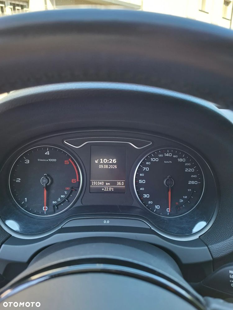 Audi A3 Sportback 2.0 TDI (clean diesel) quattro Attraction - 9