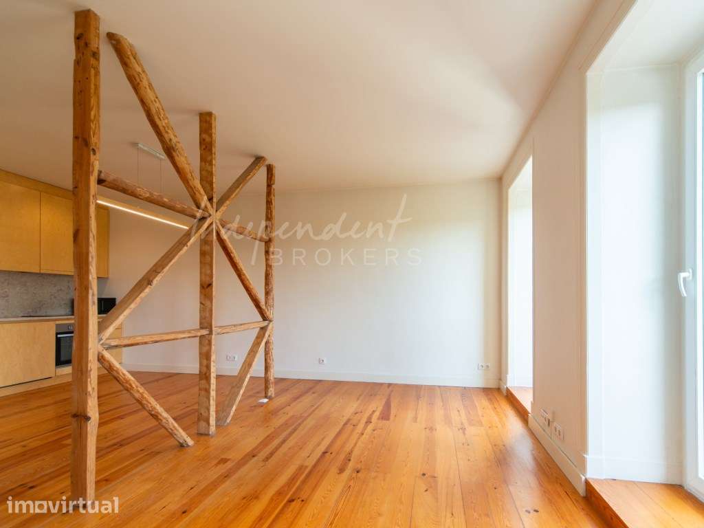 APARTAMENTO T1 PARA ARRENDAMENTO COM VISTA PARA OS JARDINS DA TAPADA - Grande imagem: 2/21