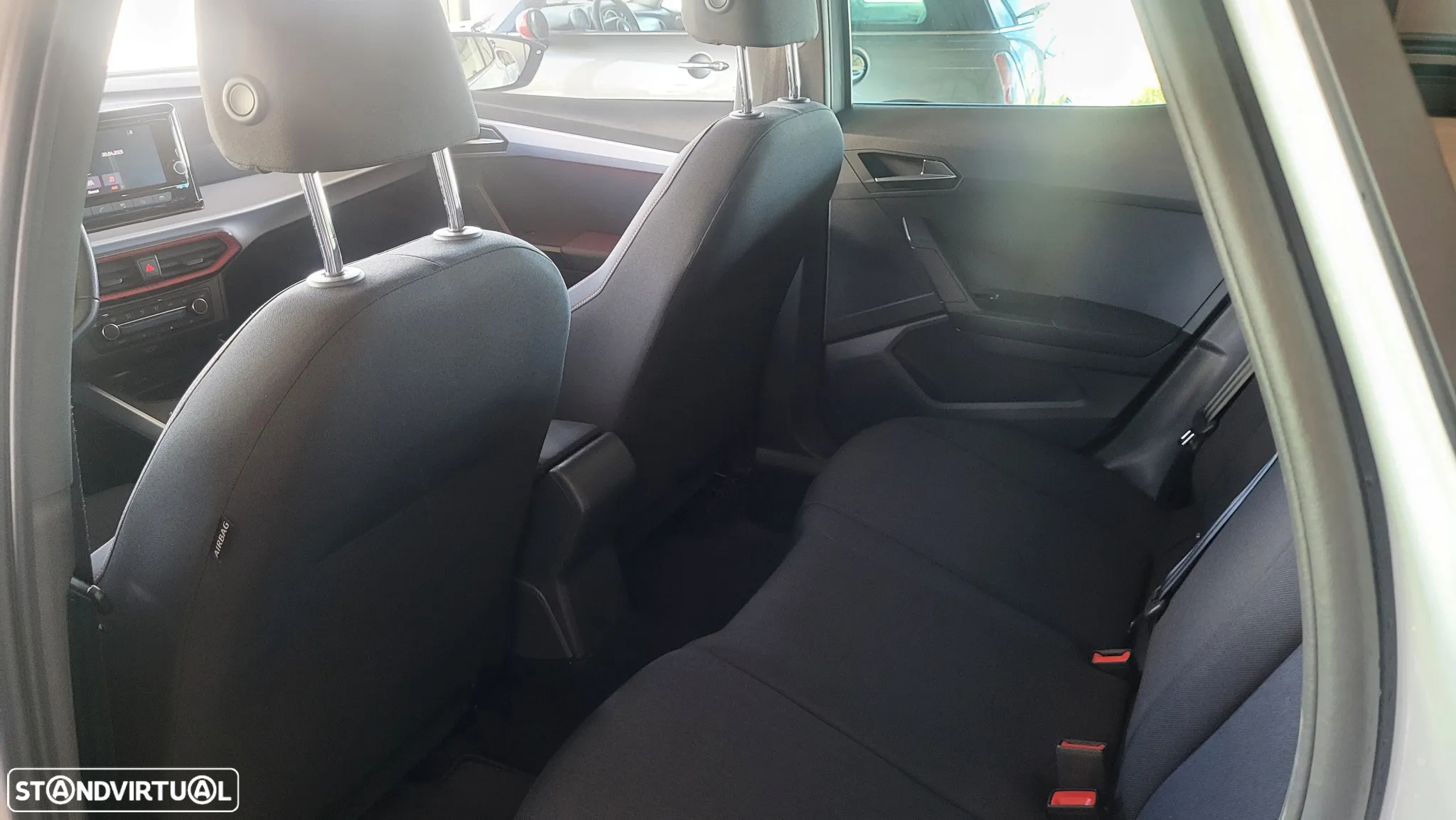 SEAT Arona 1.0 TSI FR - 22