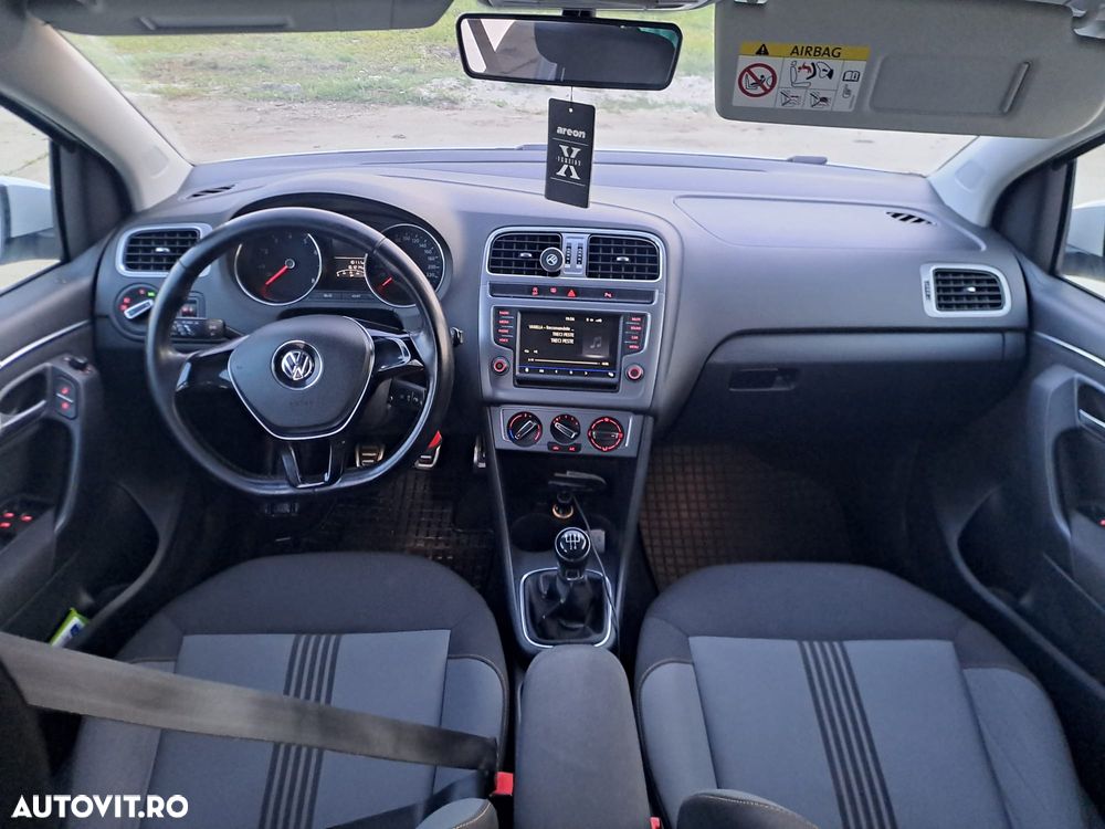 VOLKSWAGEN Polo 2016 — imagine 6