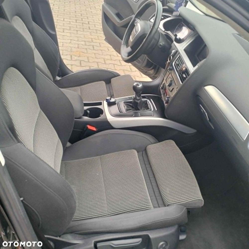 Audi A4 Avant 2.0 TDI DPF Ambition - 9