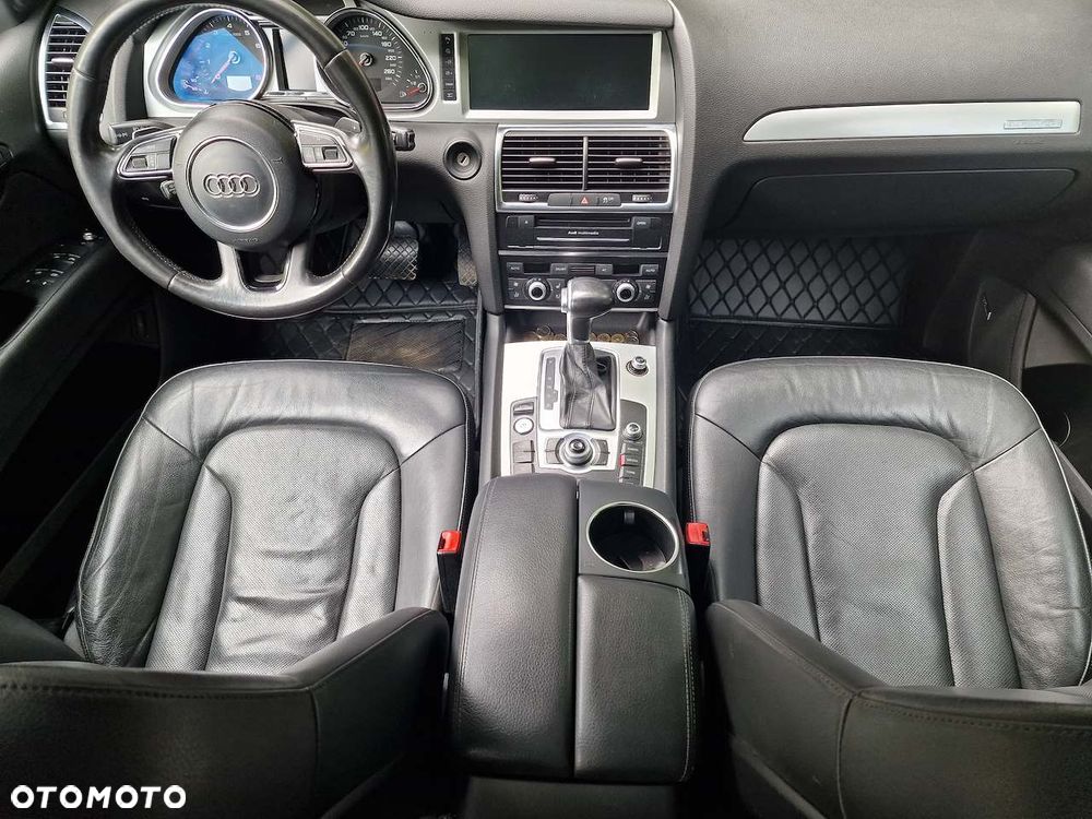 Audi Q7 3.0 TFSI Quattro Tiptronic - 27