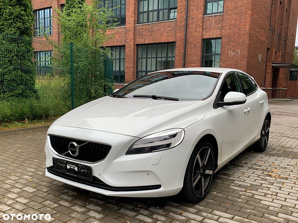 Volvo V40 - 1