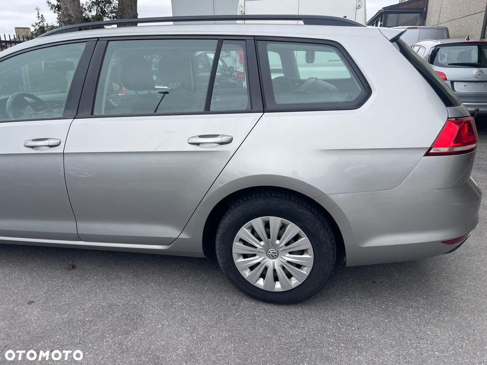 Volkswagen Golf - 3