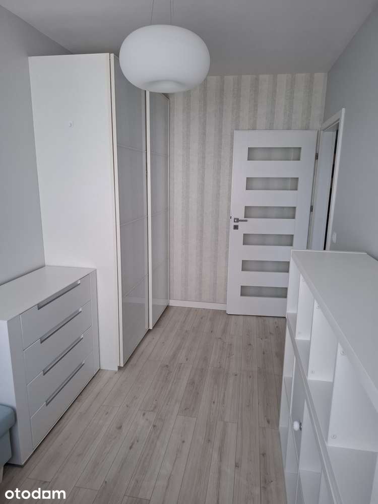 3 pokoje, 2p + winda, umeblowane, 55m2, ul. Graniczna k. Factoria Park