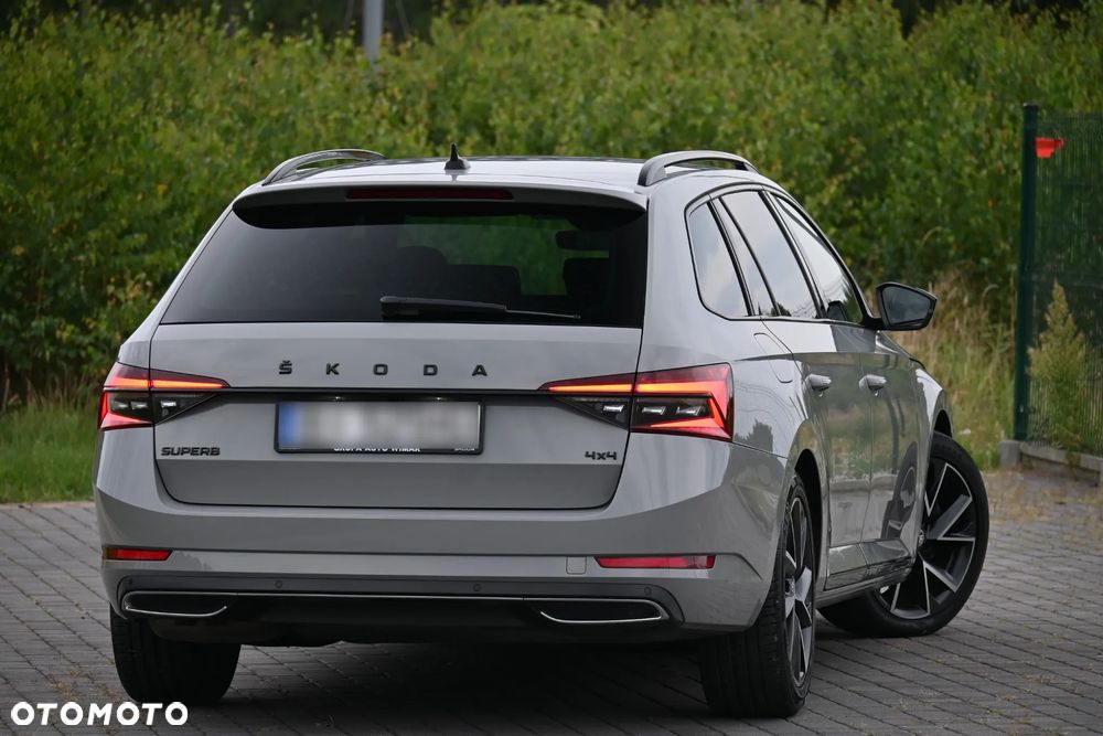 Skoda Superb 2.0 TDI SCR 4x4 Sportline DSG - 15