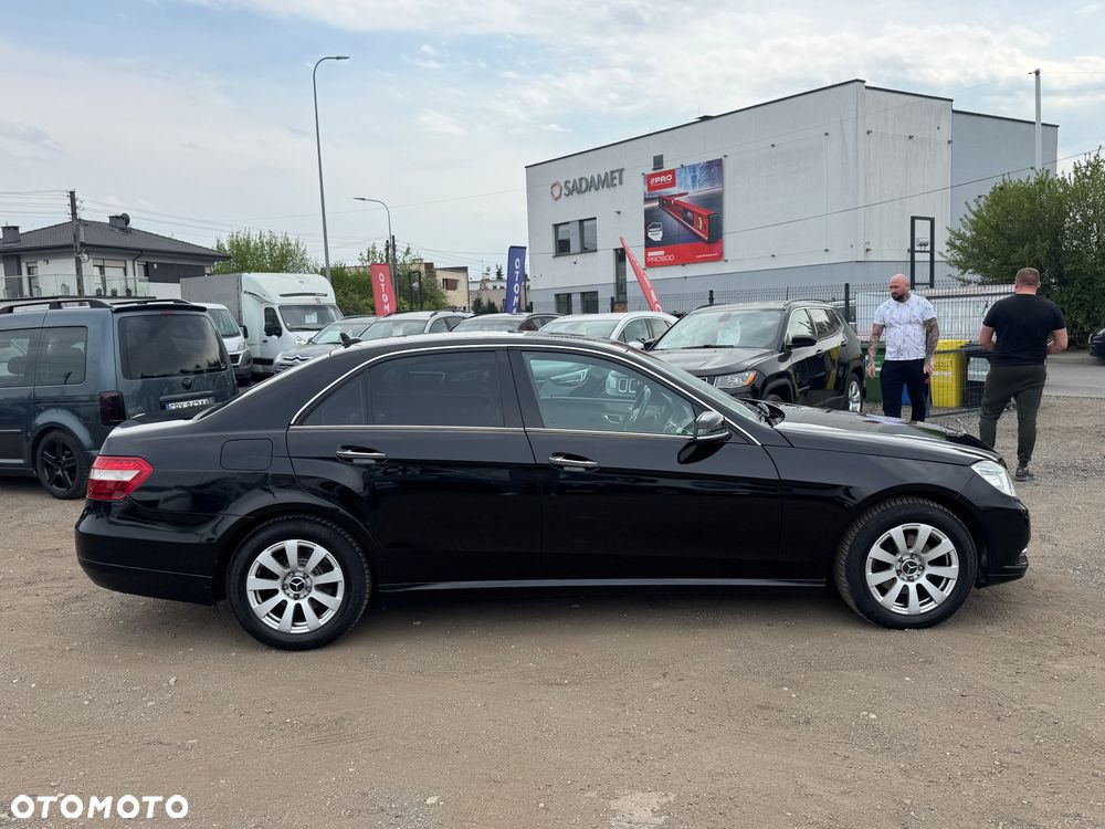 Mercedes-Benz Klasa E 200 CDI DPF BlueEFFICIENCY Automatik - 15