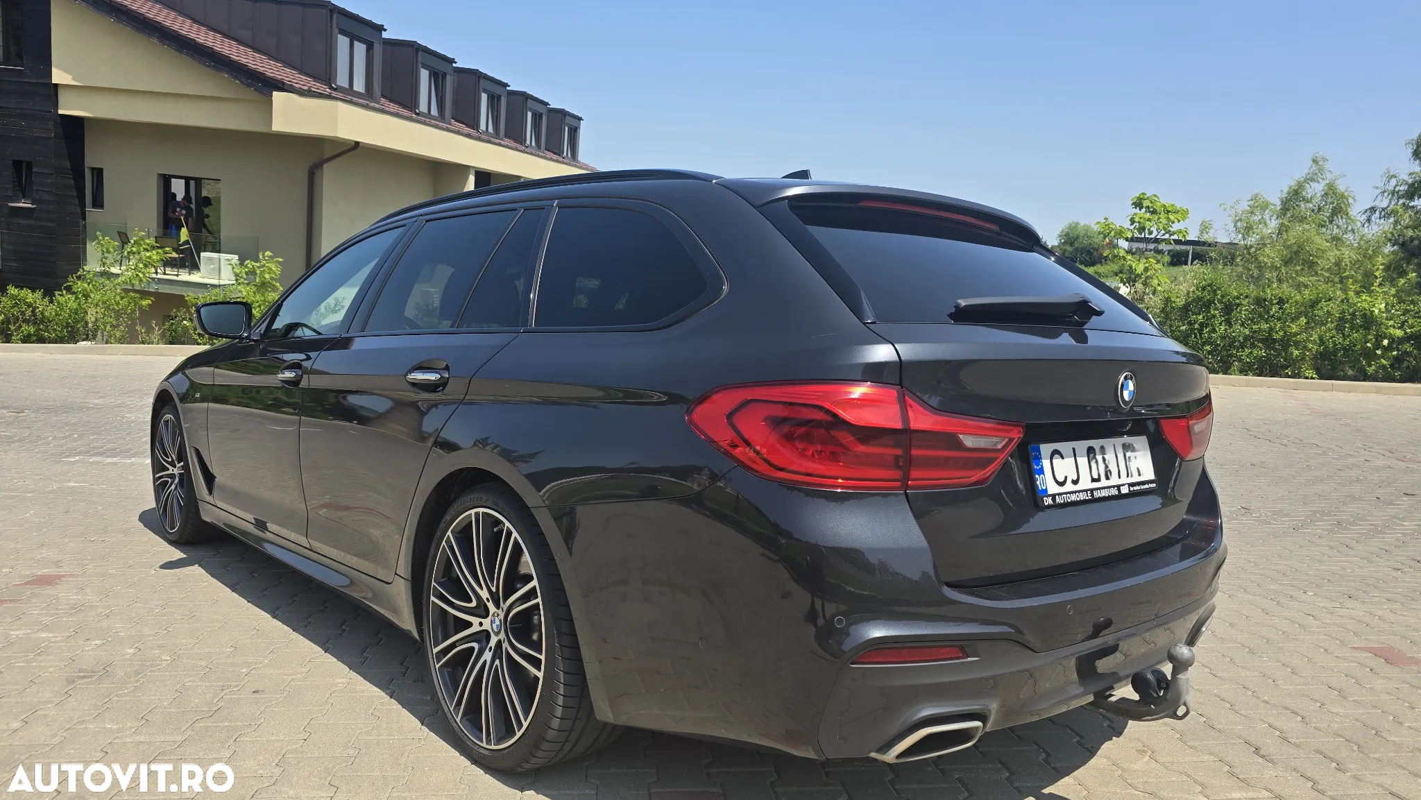 BMW Seria 5 530d xDrive Touring Aut. Sport Line - 11