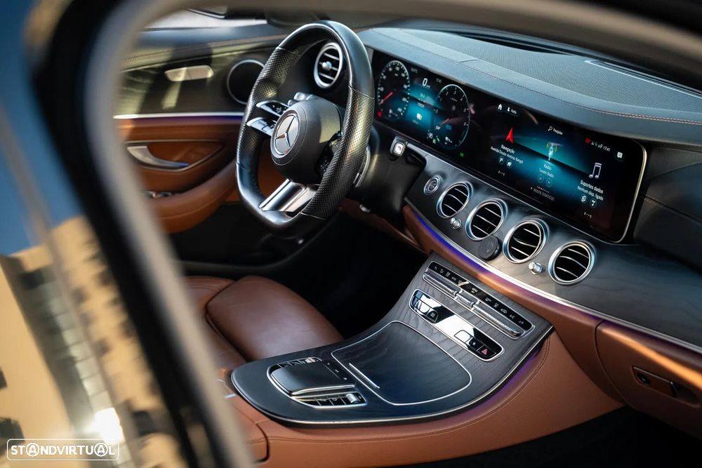 Mercedes-Benz E 300 de 4Matic 9G-TRONIC AMG Line - 56