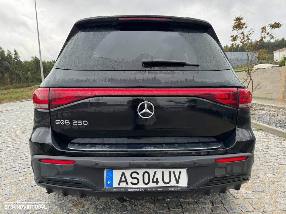 Mercedes-Benz EQB 250 Electric Art - 2