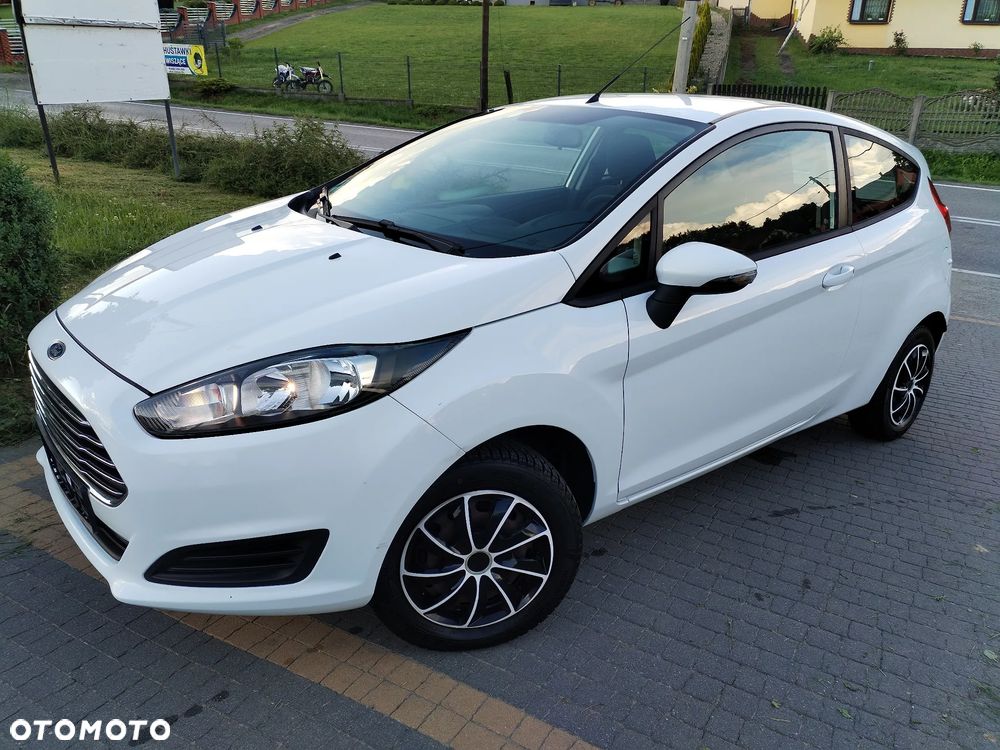 Ford Fiesta - 32