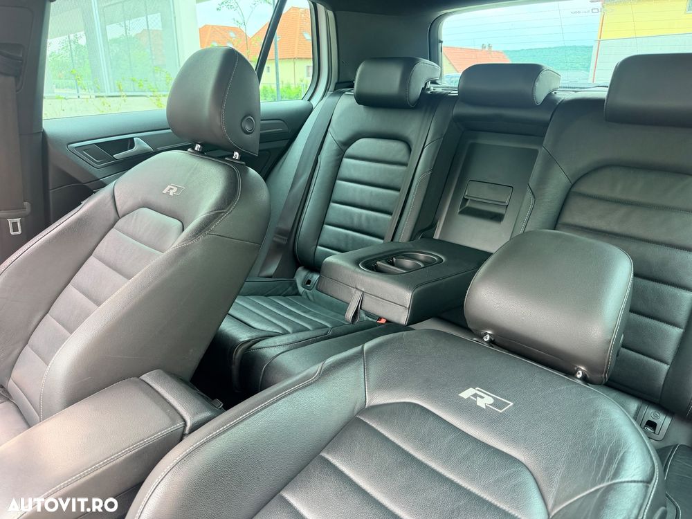 Volkswagen Golf - 11