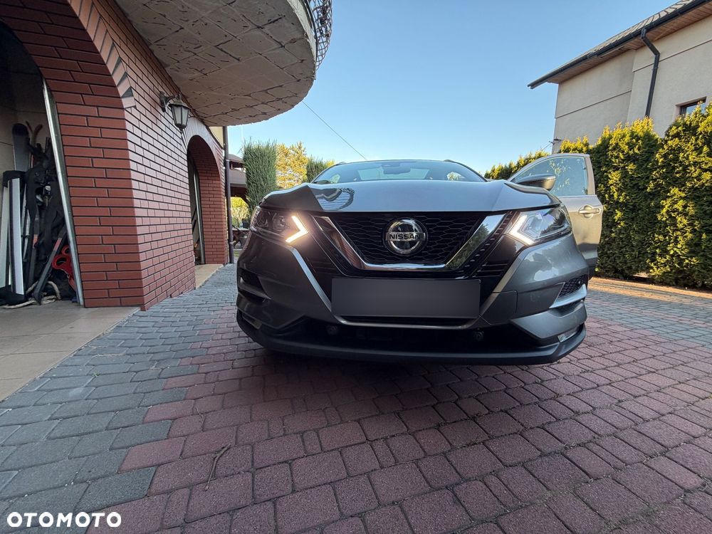 Nissan Qashqai 1.3 DIG-T N-Connecta EU6d - 10