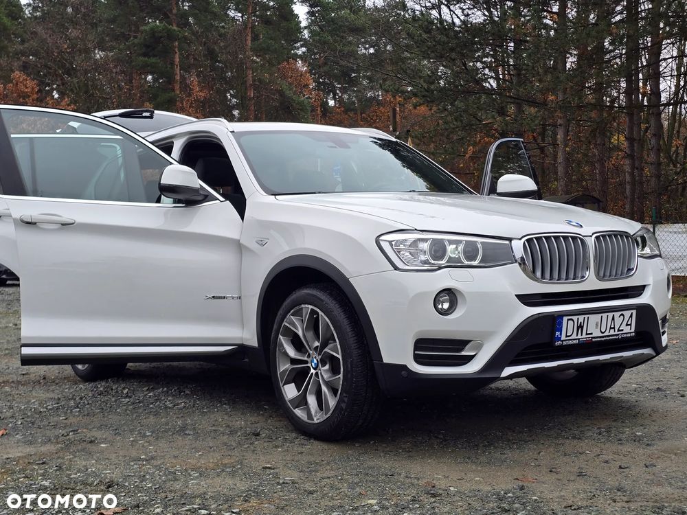 BMW X3 xDrive28i Sport-Aut xLine - 29