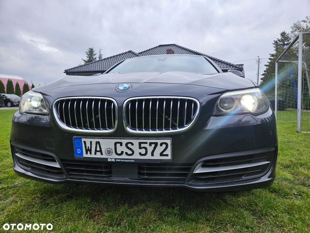 BMW Seria 5 520d xDrive Touring - 8