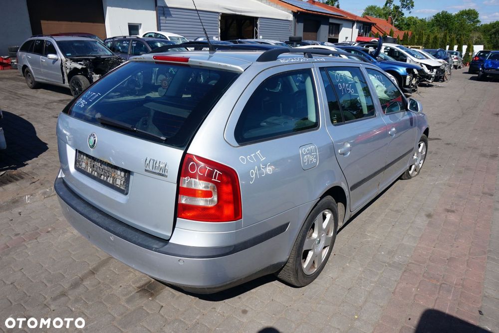 SKODA OCTAVIA II 1Z3 LIFT KOMBI 2008 9156 1.9 TDI BXE 105KM JCR SREBRNY na części - 5