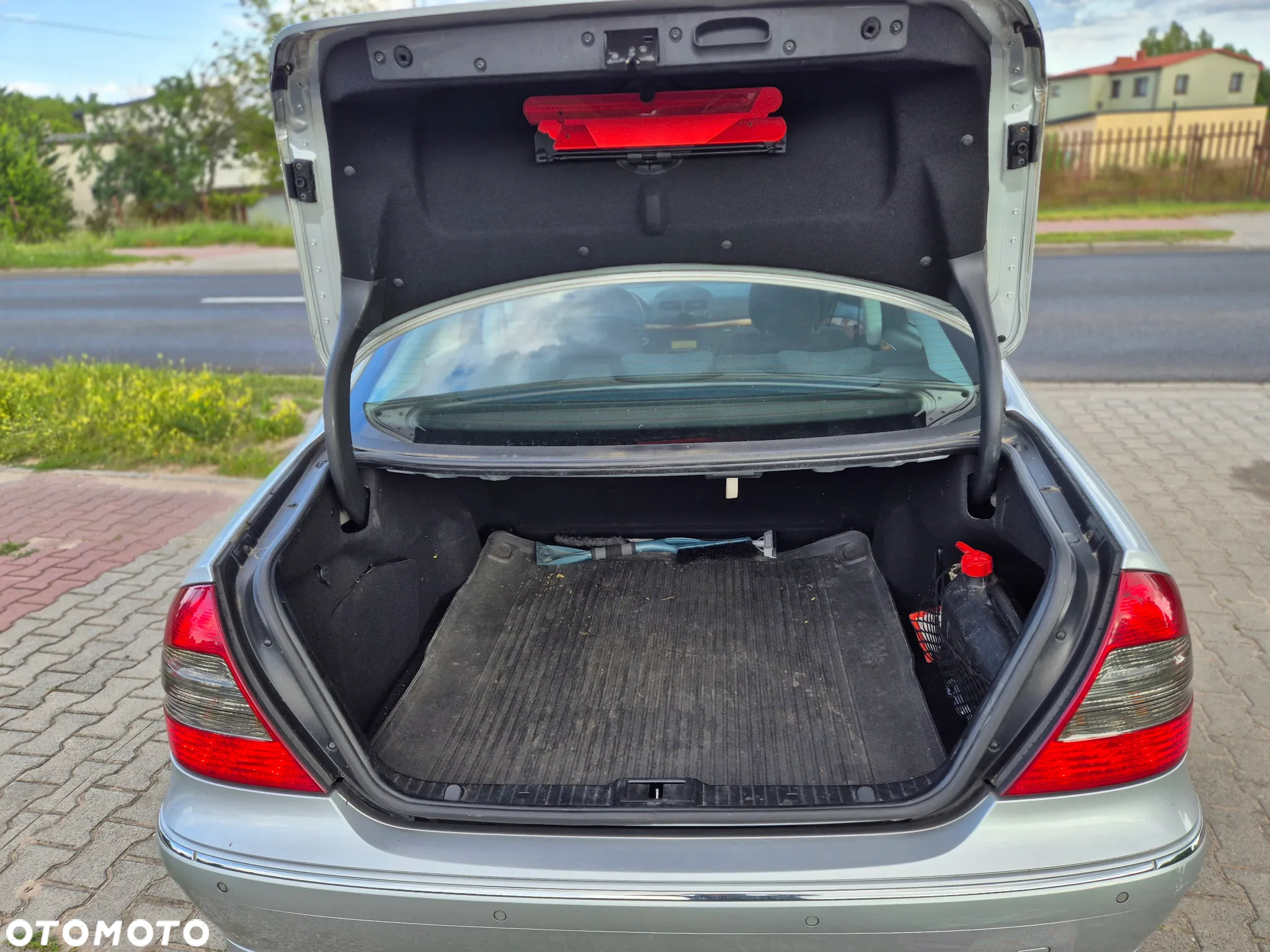 Mercedes-Benz Klasa E 200 CDI Elegance - 9