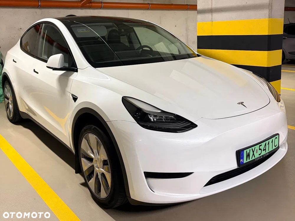 Tesla Model Y RWD - 1