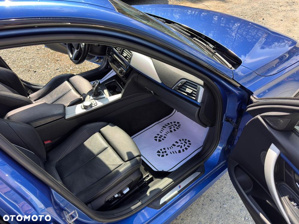 BMW Seria 3 328i xDrive Sport-Aut Sport Line - 33