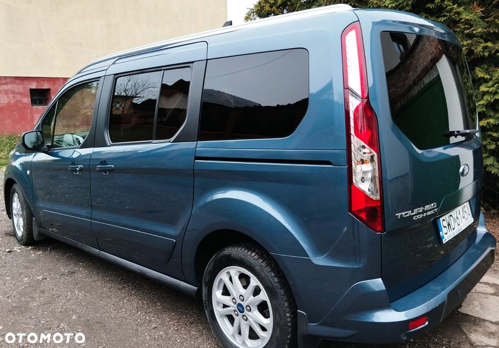 Ford Tourneo Connect Grand - 11