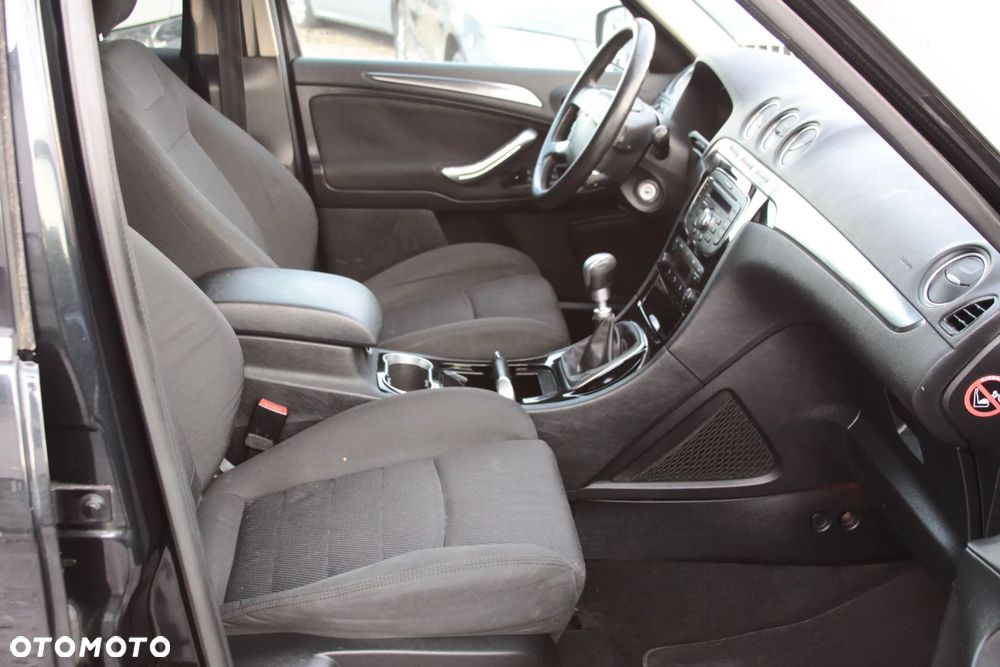 Ford S-Max 2.0 TDCi DPF Titanium - 14