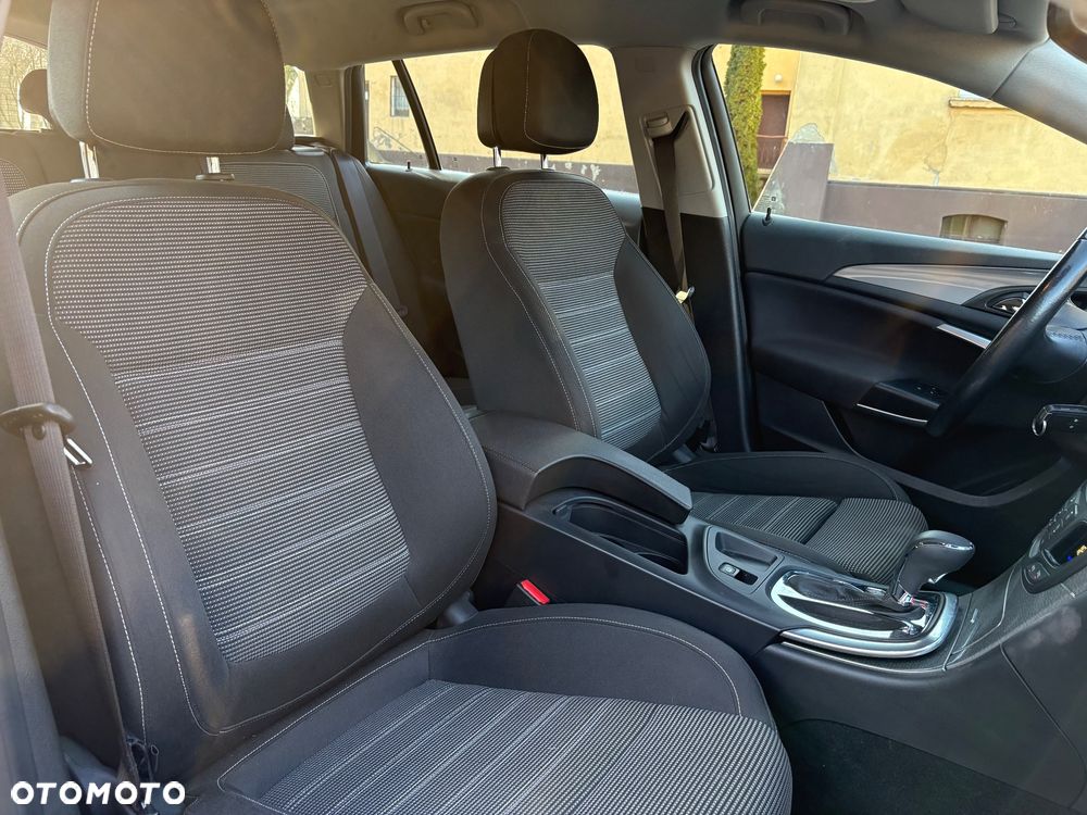Opel Insignia 1.6 SIDI Turbo Business Edition - 30