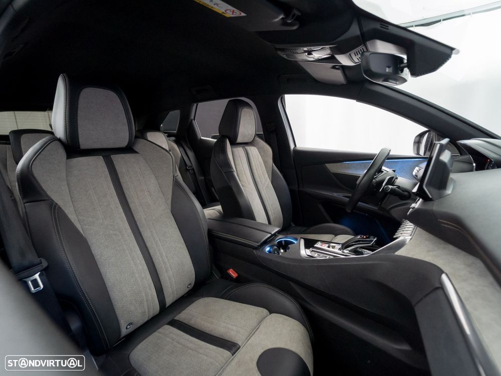Peugeot 3008 1.6 Hybrid GT Pack e-EAT8 - 40