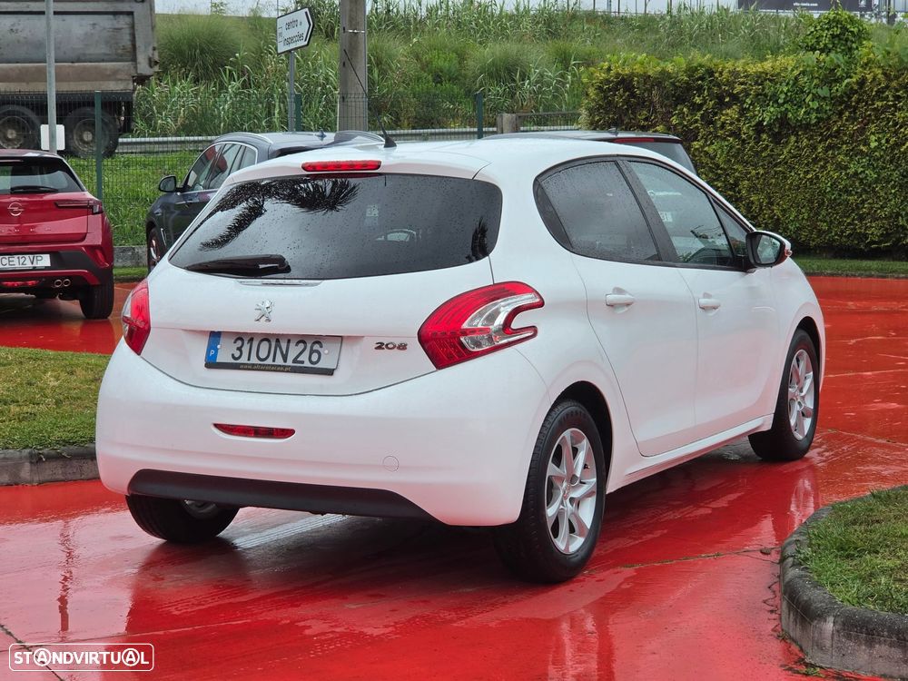 Peugeot 208 1.2 PureTech Access - 4