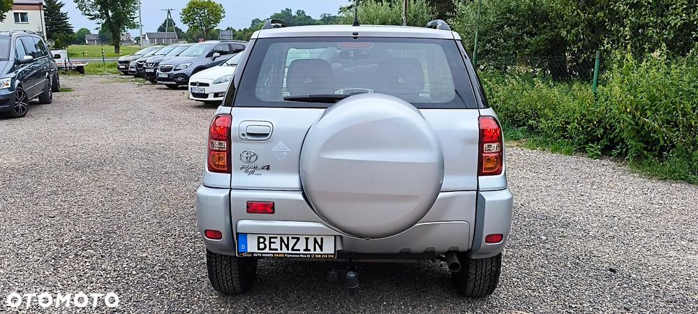 Toyota RAV4 - 17