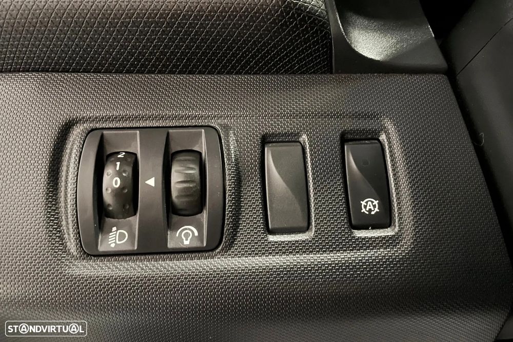 Renault Clio 0.9 TCE Dynamique S - 47