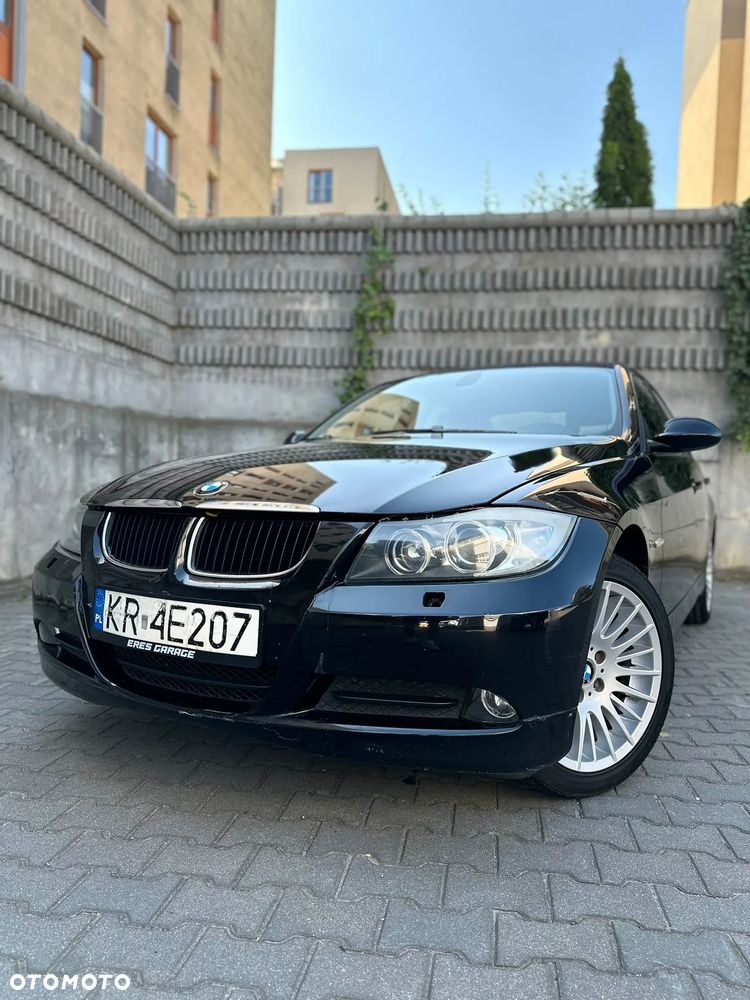 BMW Seria 3 320i - 9