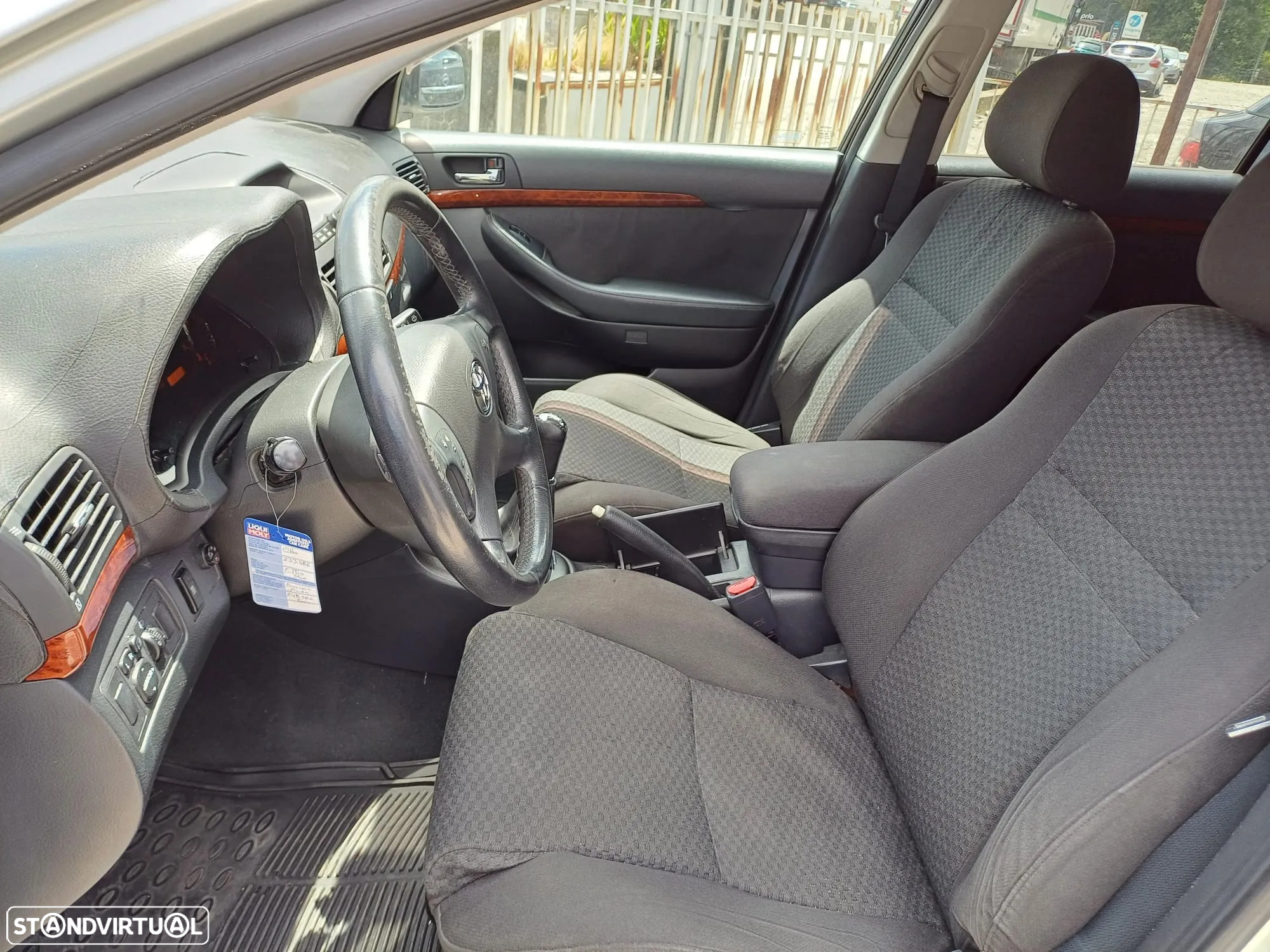 Toyota Avensis SW 2.0 D-4D - 6