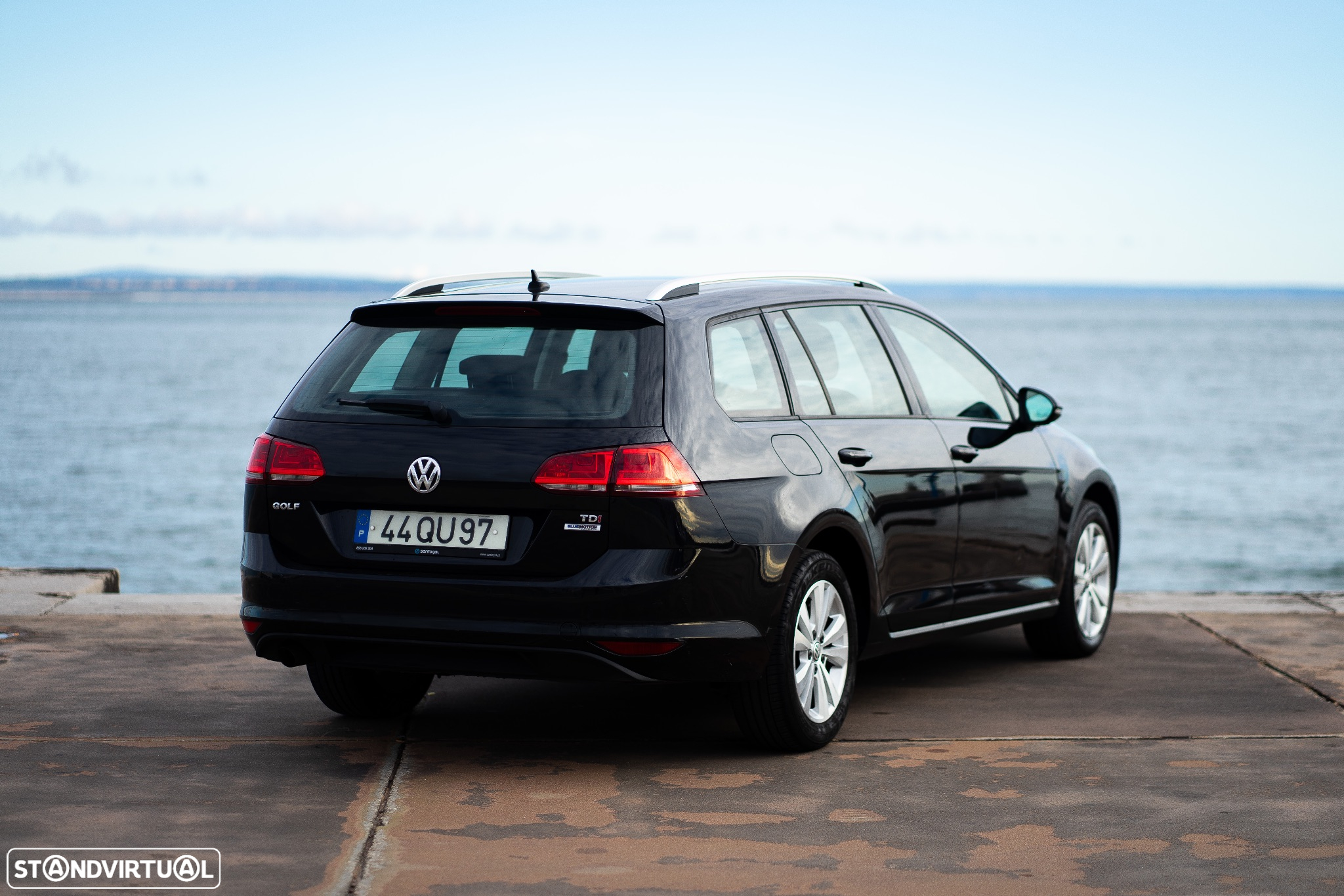 VW Golf Variant 1.6 TDi BlueMotion Confortline - 31