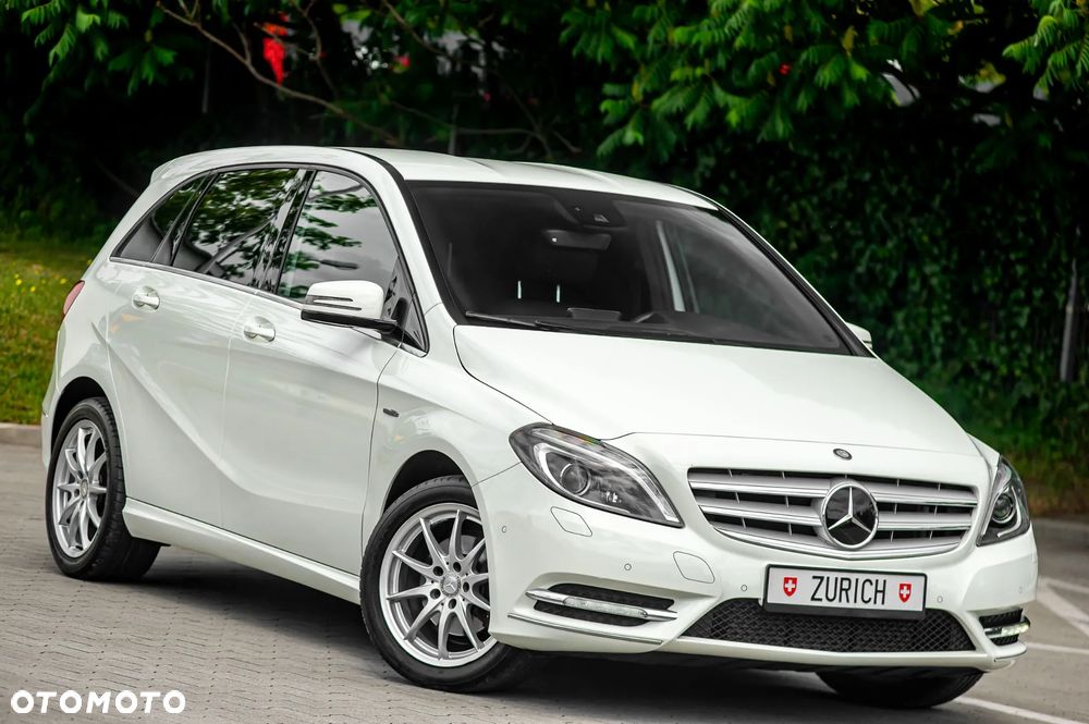 Mercedes-Benz Klasa B 200 7G-DCT AMG Line - 1