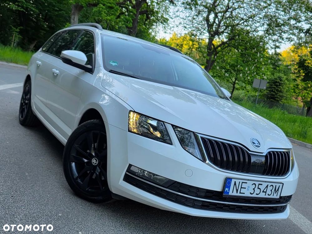 Skoda Octavia 2.0 TDI Style DSG - 1