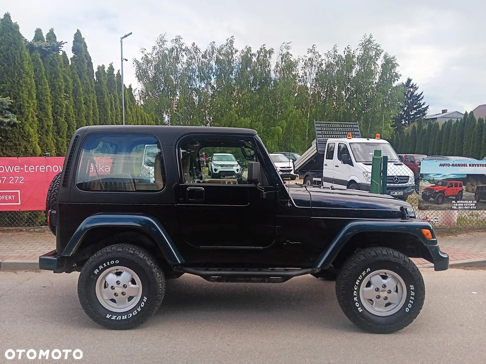 Jeep Wrangler - 3