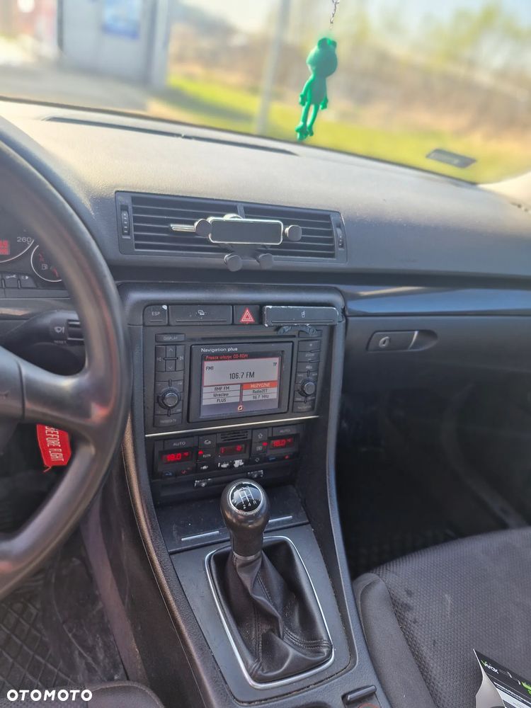 Audi A4 Avant - 7