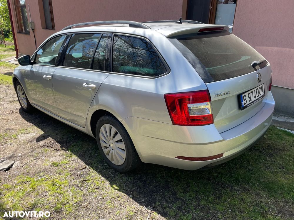Skoda Octavia 1.6 TDI Ambition - 8