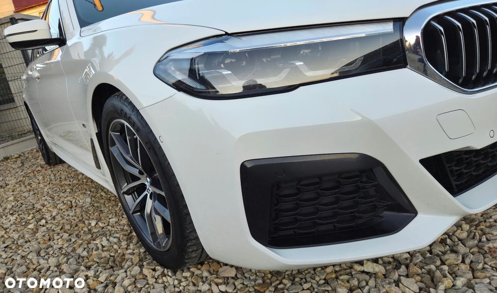 BMW Seria 5 520d Touring M Sport Edition - 34