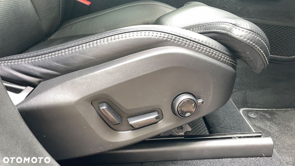 Volvo XC 90 - 27