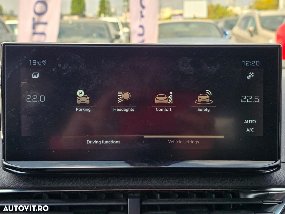 Peugeot 3008 - 19