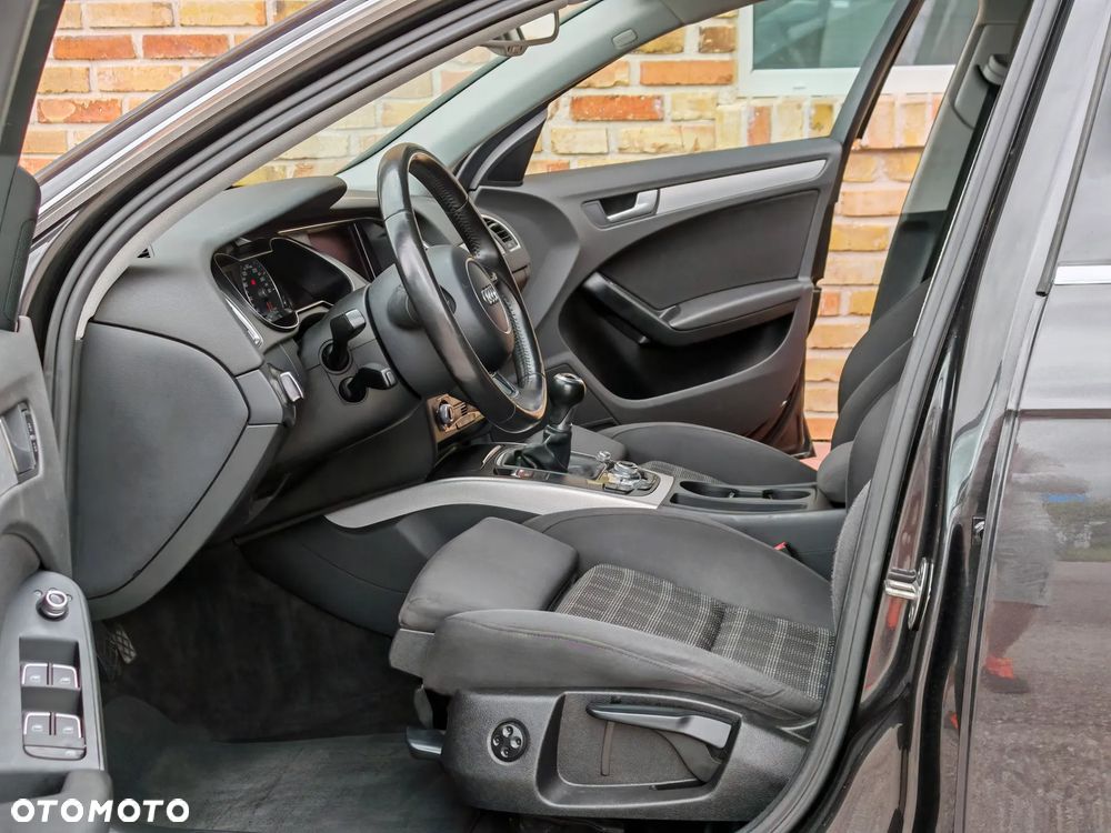 Audi A4 Avant 2.0 TDI DPF Ambiente - 10