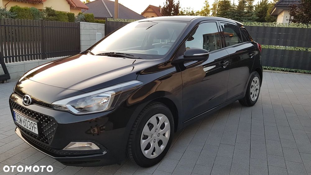 Hyundai i20 1.2 Comfort - 11