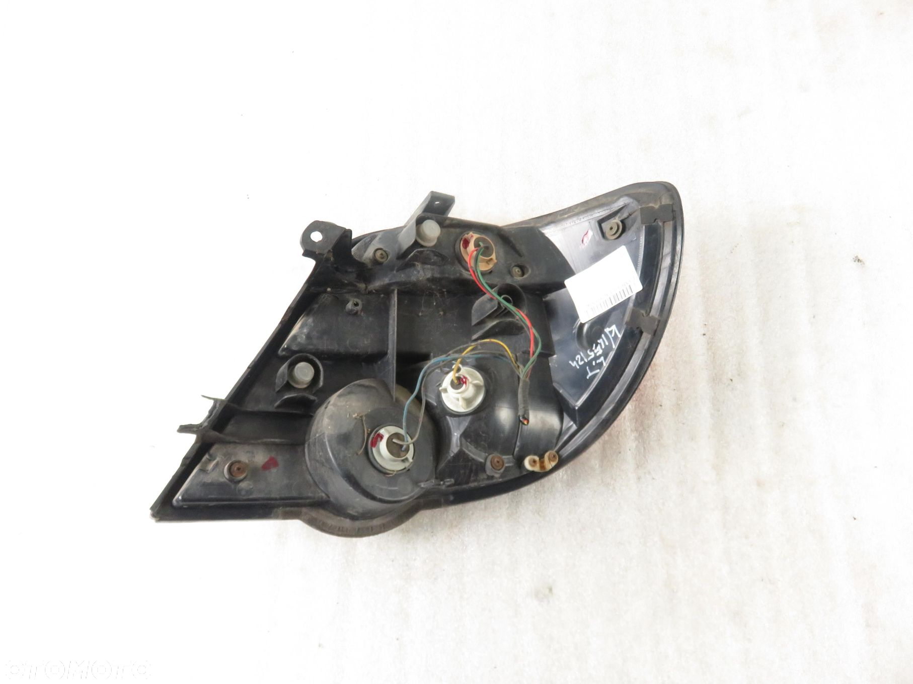 LAMPA LEWA TYLNA SUBARU IMPREZA II - 5