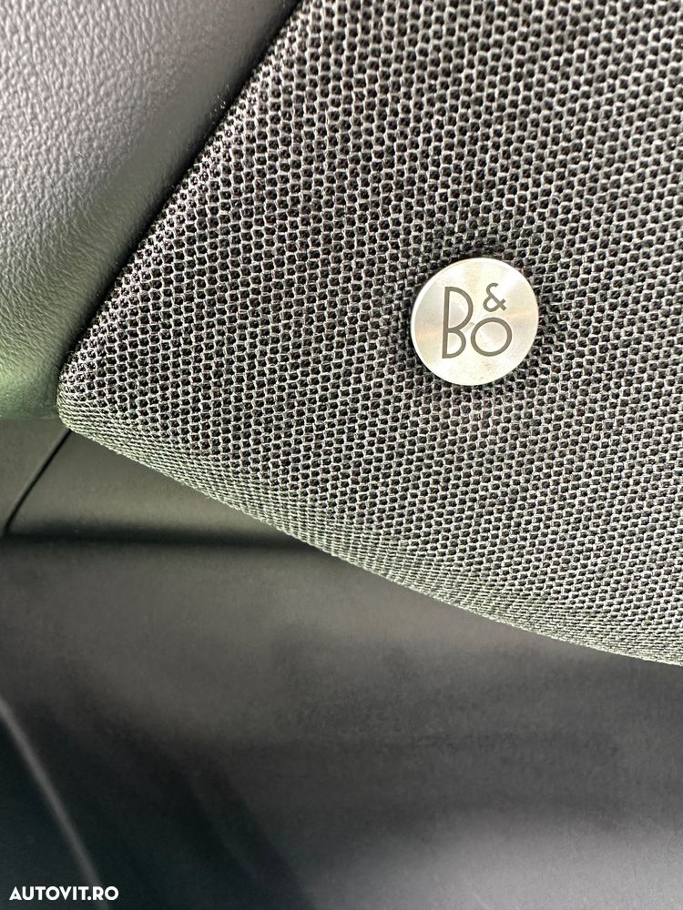 Ford Mustang Mach-E Standard - 17