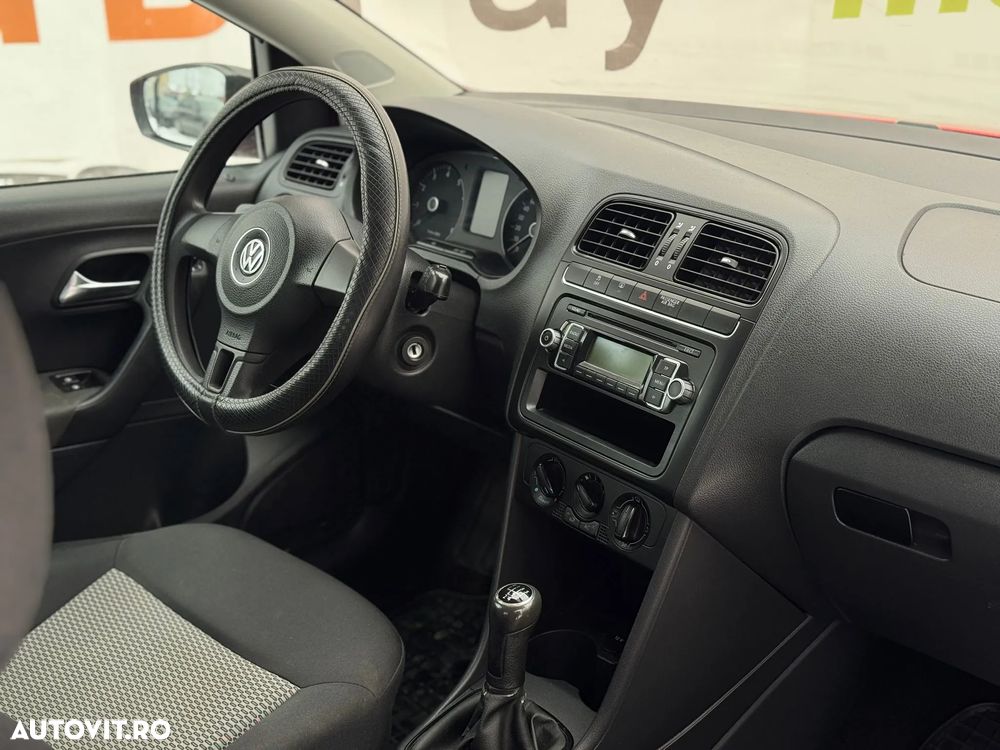 Volkswagen Polo - 25