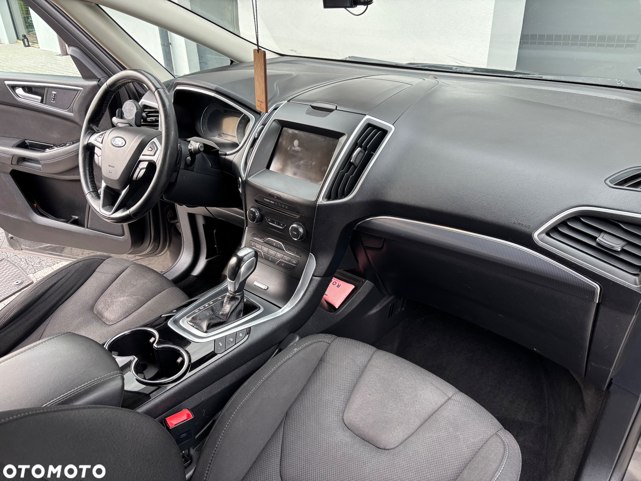 Ford S-Max 2.0 EcoBlue Titanium - 10