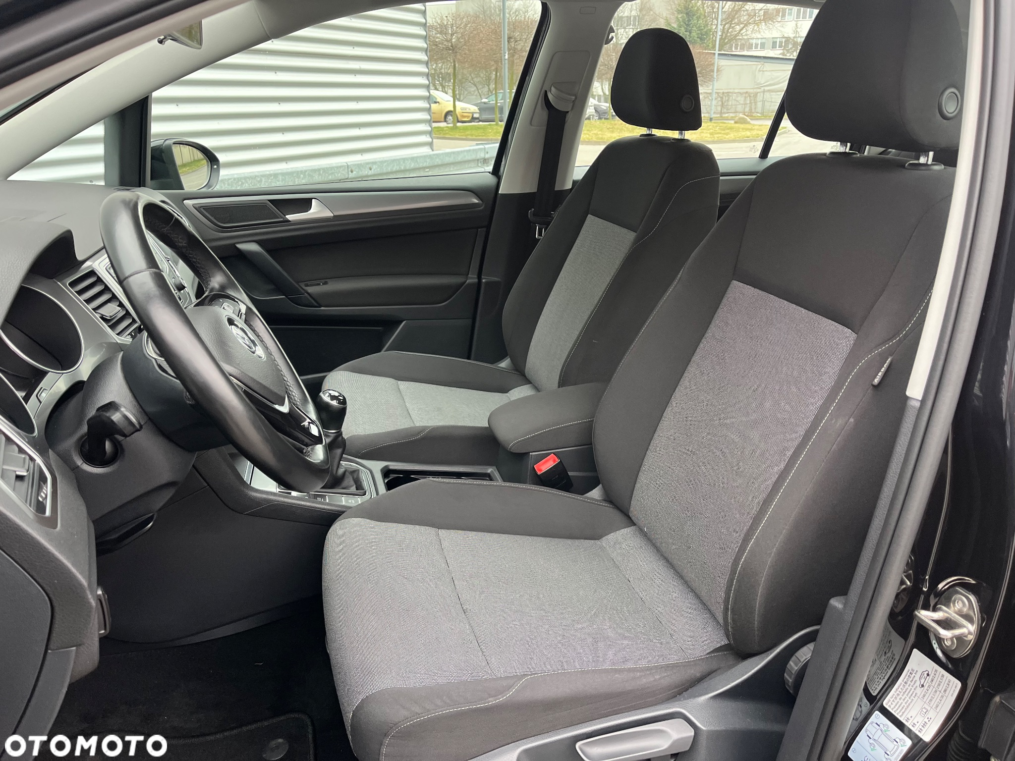 Volkswagen Golf Sportsvan 1.2 TSI (BlueMotion Technology) Comfortline - 12